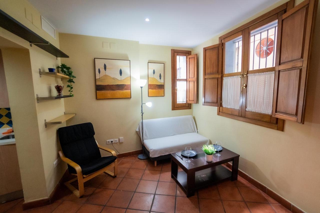 Duplex Las Setas Seville Exterior photo